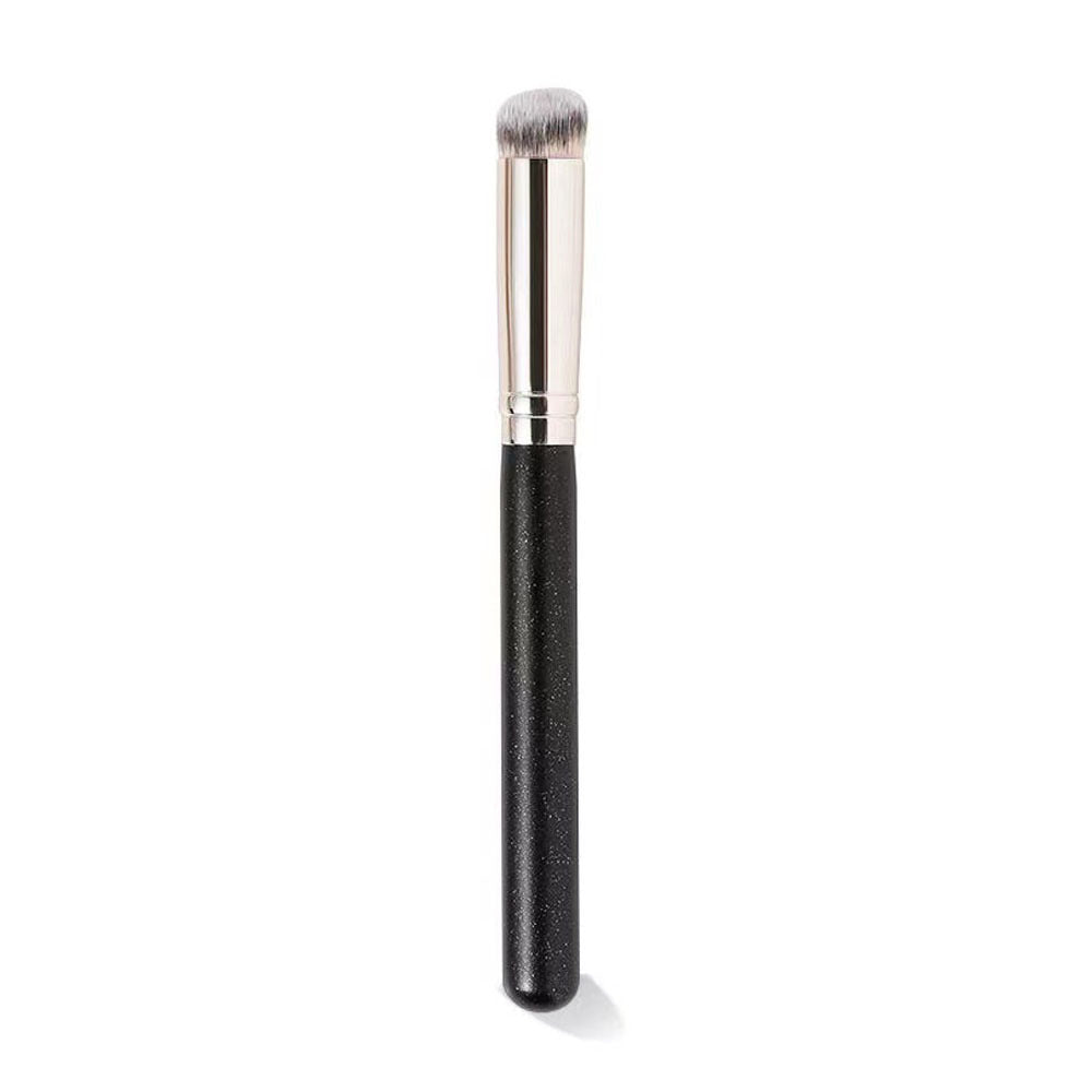 The Under-Eye Brush