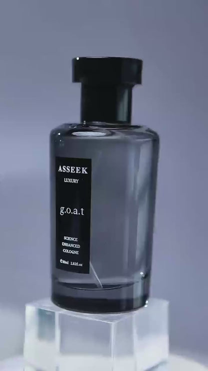 Midnight Marine — Woody Amber Eau de Parfum for Men
